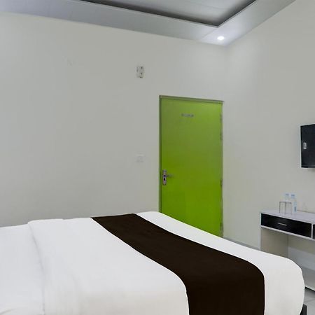 Super Hotel O Banthara Near Airport Banthra Sikandarpur Luaran gambar