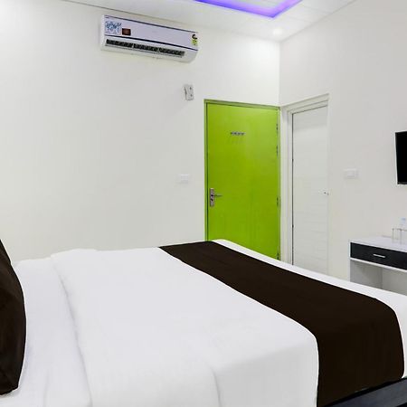 Super Hotel O Banthara Near Airport Banthra Sikandarpur Luaran gambar