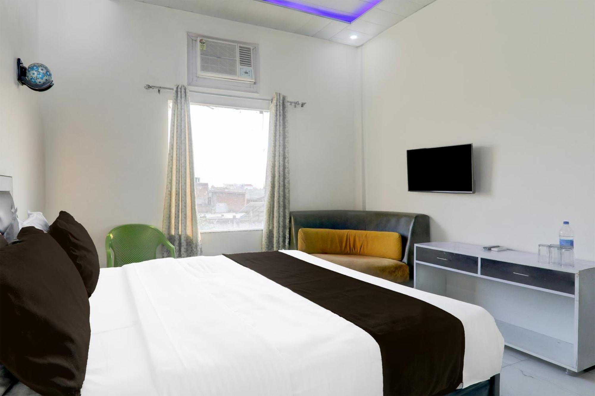 Super Hotel O Banthara Near Airport Banthra Sikandarpur Luaran gambar