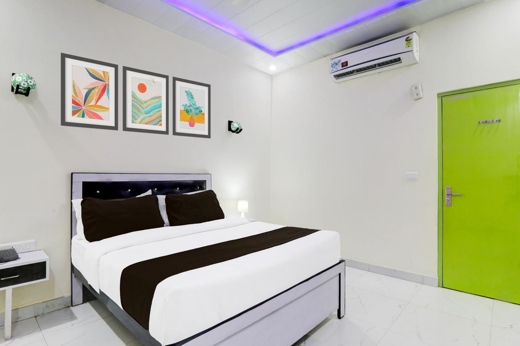 Super Hotel O Banthara Near Airport Banthra Sikandarpur Luaran gambar
