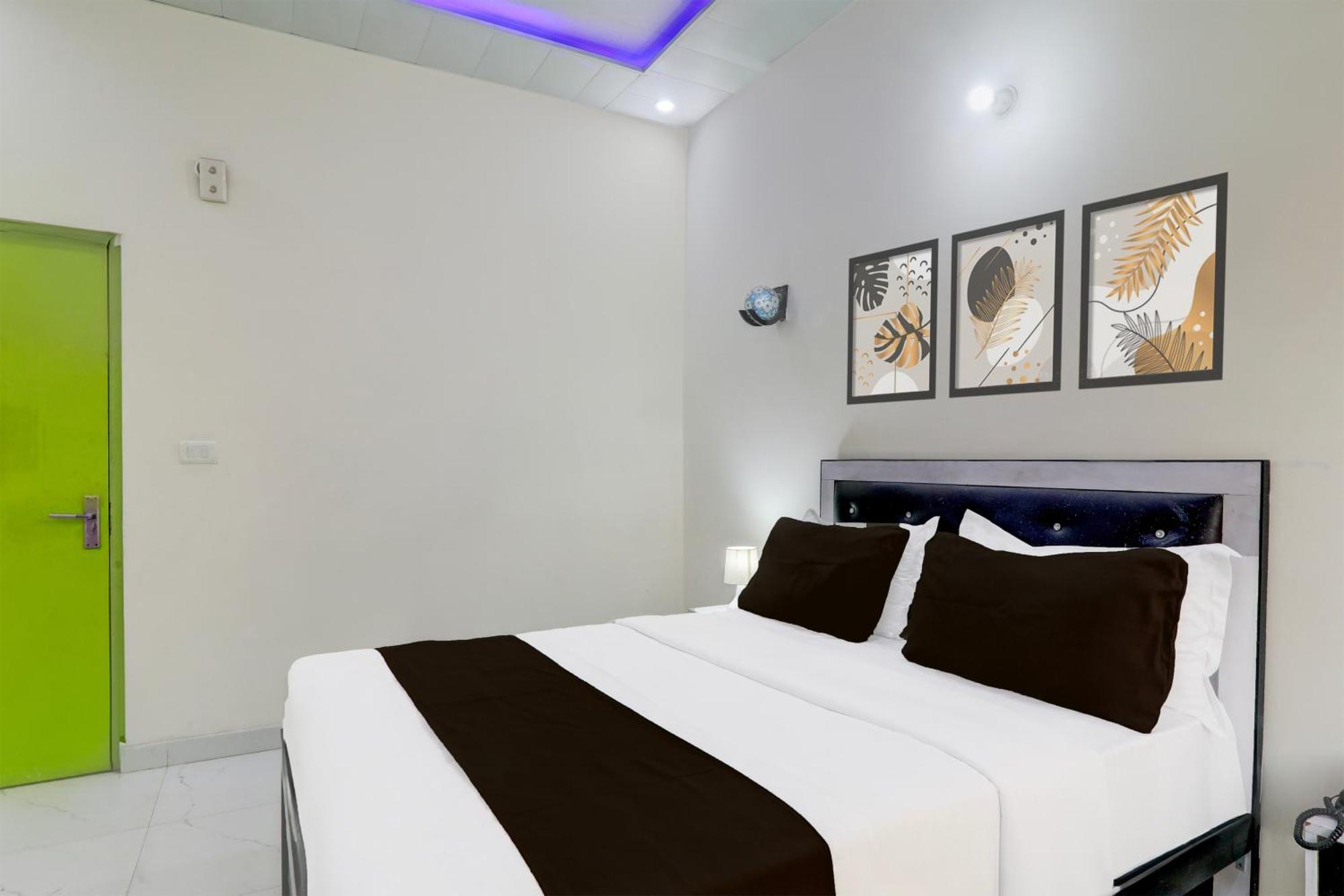 Super Hotel O Banthara Near Airport Banthra Sikandarpur Luaran gambar