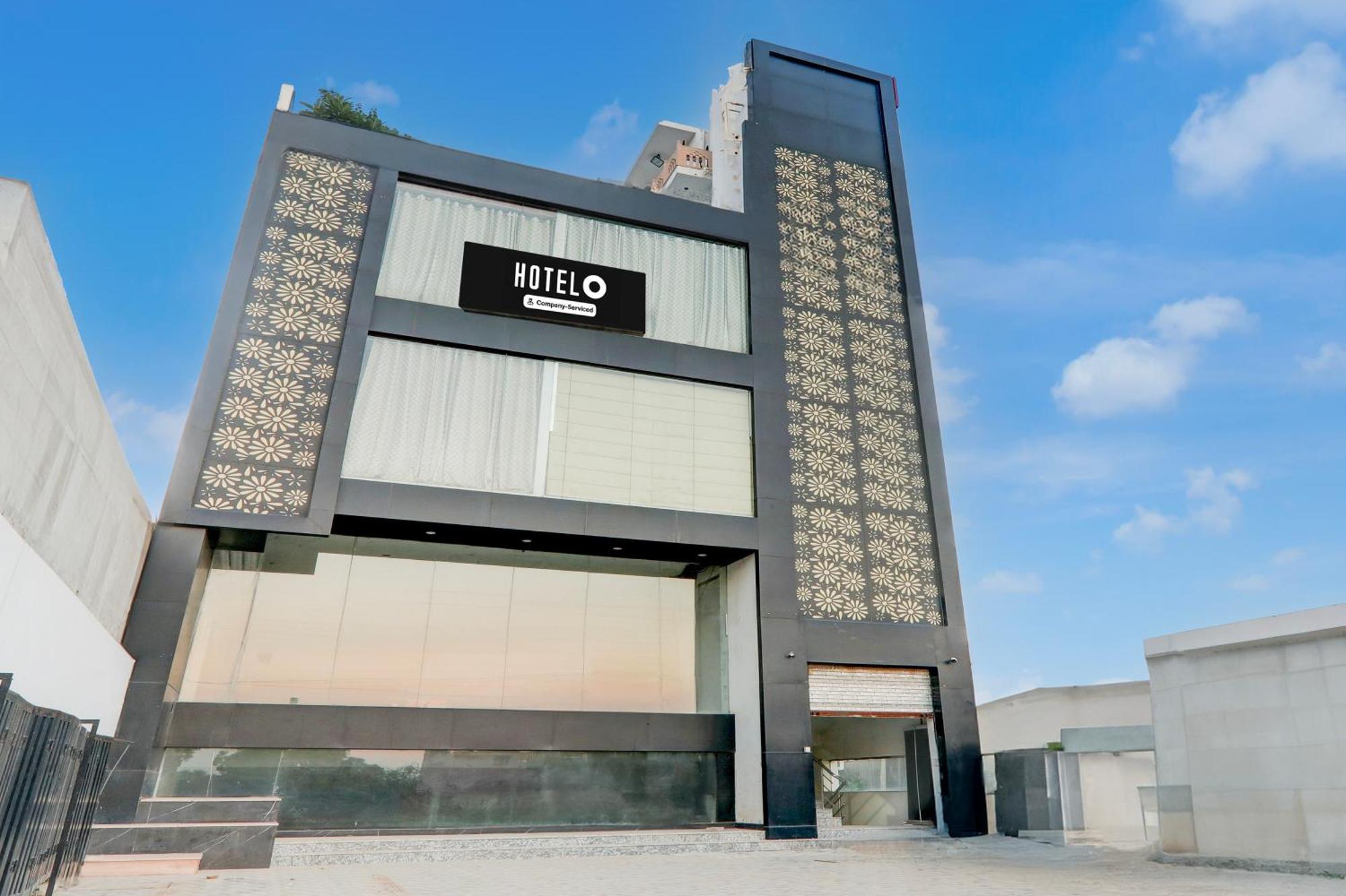 Super Hotel O Banthara Near Airport Banthra Sikandarpur Luaran gambar